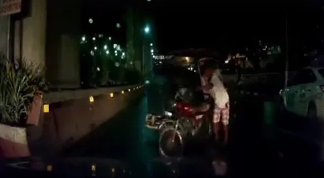 VIDEO: Tricycle driver hits taxi, footage went viral VIDEO: Tricycle driver hits taxi, footage went viral