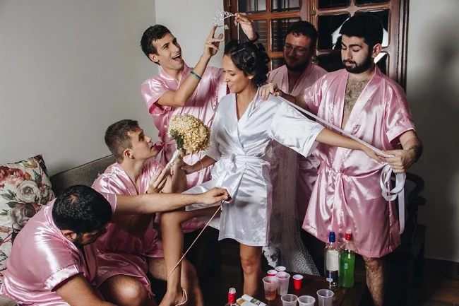Bride’s Own Brothers Became Her “Bridesmaids” Bride’s Own Brothers Became Her “Bridesmaids”