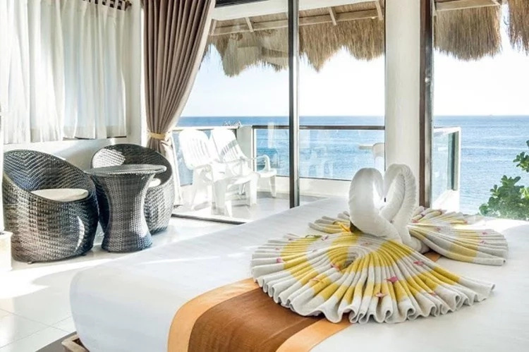 Manny and Jinkee Pacquiao own a lavish resort in Boracay Manny and Jinkee Pacquiao own a lavish resort in Boracay