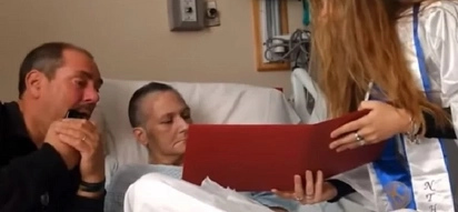 Mom with cancer died in her hospital room after witnessing her youngest daughter graduate