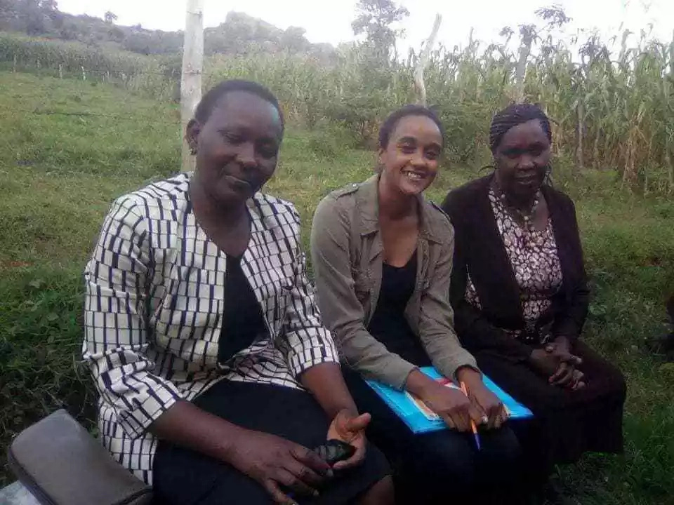 Uhuru Kenyatta's daughter spends time with a poor family ...