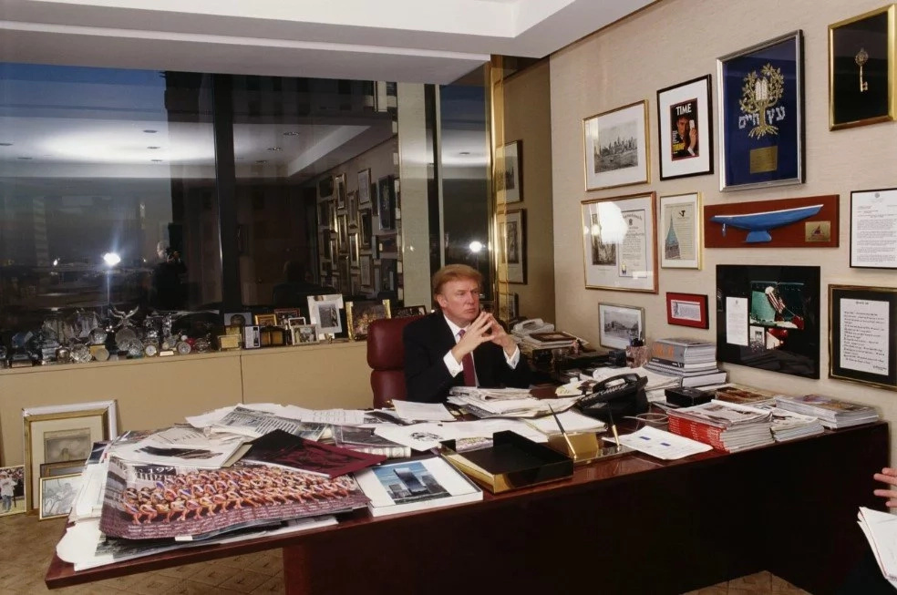 This Is How The Office Of The Most Powerful Man In The World Looks Like This Is How The Office Of The Most Powerful Man In The World Looks Like