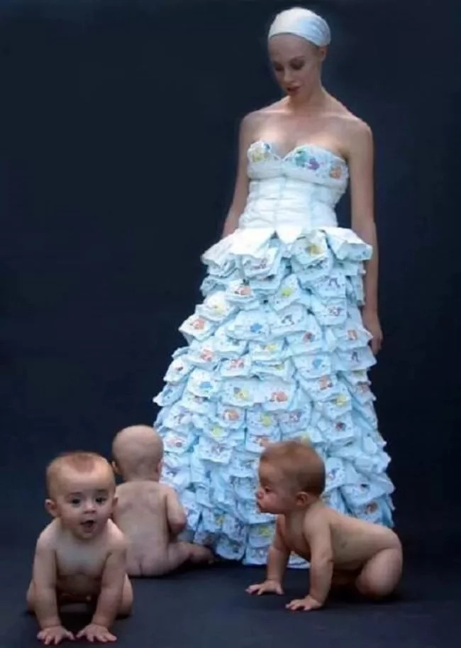 Diaper wedding dress. Photo: Ranker Diaper wedding dress. Photo: Ranker