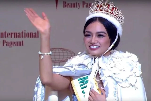 kylie-verzosa kylie-verzosa