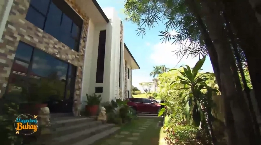 Ang bongga at super ganda talaga! Pokwang and Lee O'Brian share a glimpse of their new house Ang bongga at super ganda talaga! Pokwang and Lee O'Brian share a glimpse of their new house