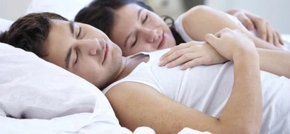 This is why you should always sleep in the same bed with your husband or wife