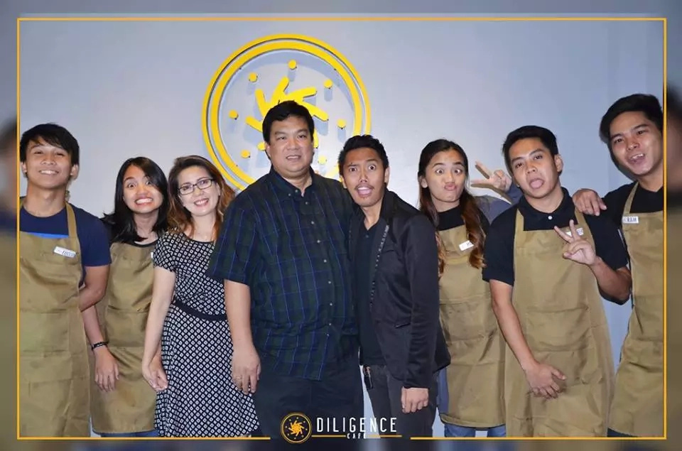 Quezon City cafe offers napping, showering services Quezon City cafe offers napping, showering services