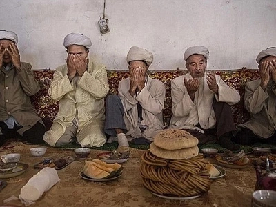 Grabe naman! China to confiscate all Muslim passports over terrorism fears