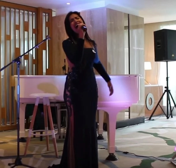 Pinay singer made fellow Filipinos proud with stunning performance in Malaysia Pinay singer made fellow Filipinos proud with stunning performance in Malaysia