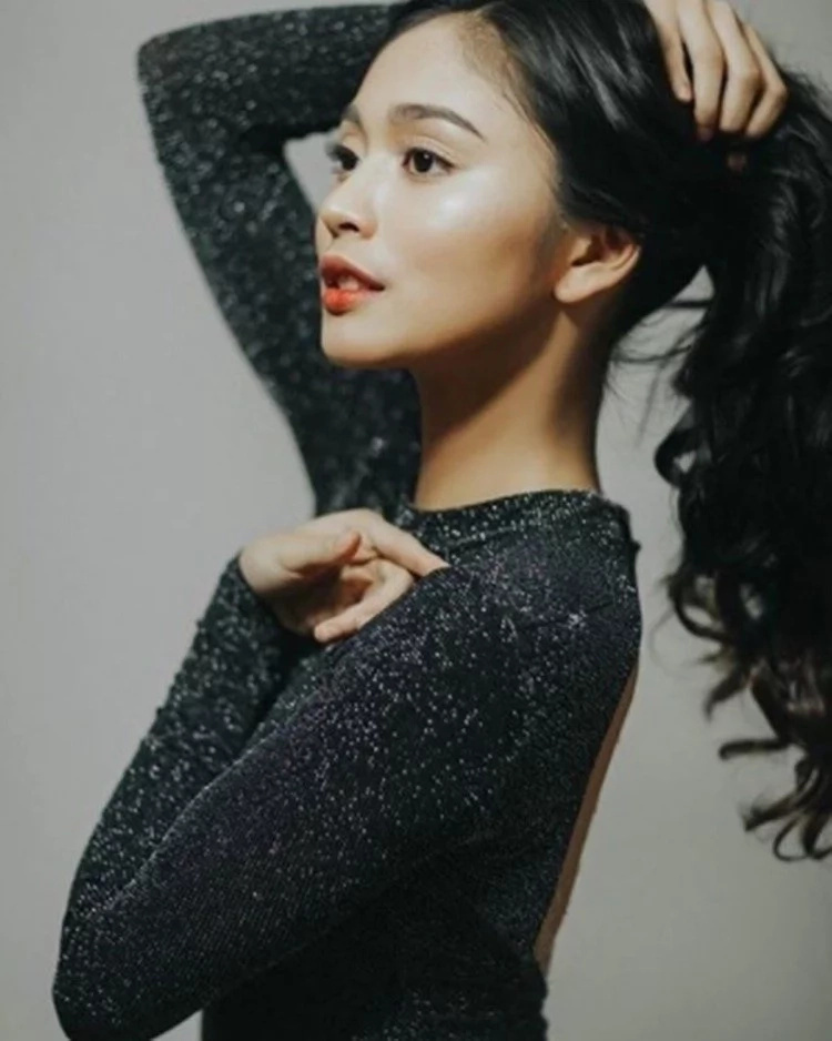 Tricia Santos gets sexier after PBB Tricia Santos gets sexier after PBB