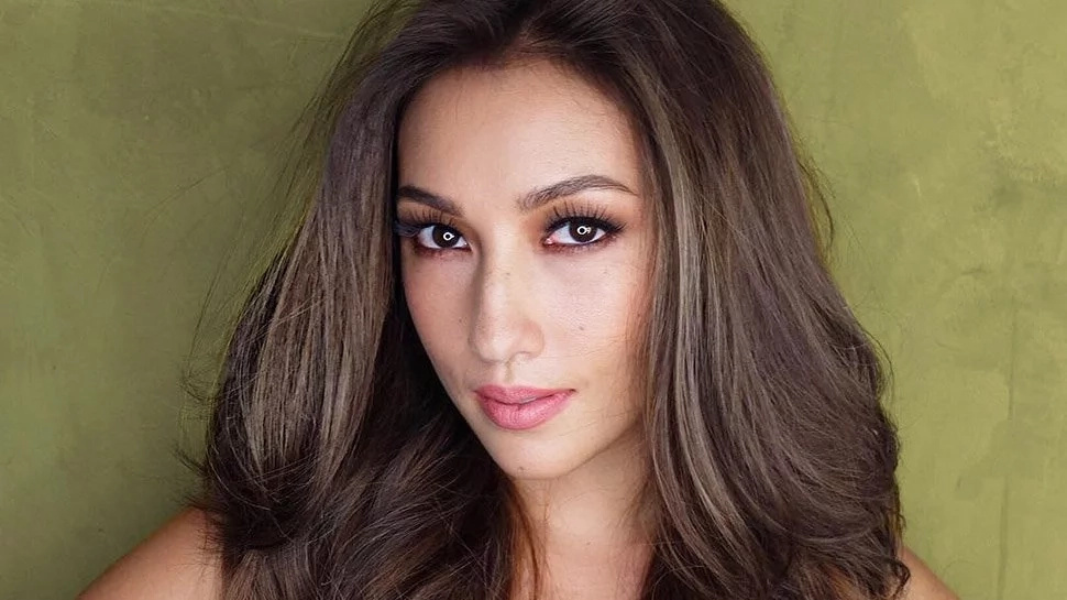 Solenn Heussaff supports couples who live-in prior to marriage Solenn Heussaff supports couples who live-in prior to marriage