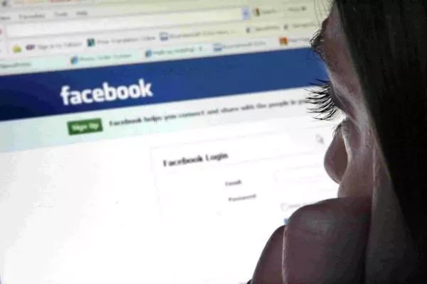It's 2017 now, you need to stop doing these 9 things on Facebook It's 2017 now, you need to stop doing these 9 things on Facebook
