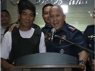 Papogihan na lang daw oh! General Bato wonders who is more handsome between him and Ronnie Dayang