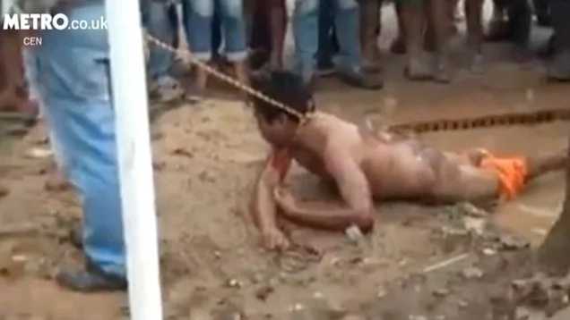 Man Accused Of Raping And Killing 4-Year-Old Gets Publicly Lynched Man Accused Of Raping And Killing 4-Year-Old Gets Publicly Lynched