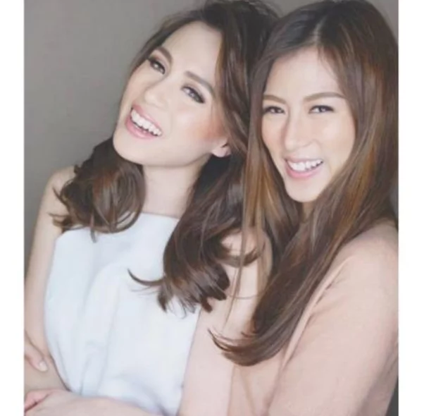 Beauty runs in their blood! Check out these gorgeous celebrity sisters Beauty runs in their blood! Check out these gorgeous celebrity sisters
