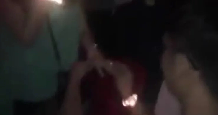 Man spotted proposing to girlfriend in concert Man spotted proposing to girlfriend in concert
