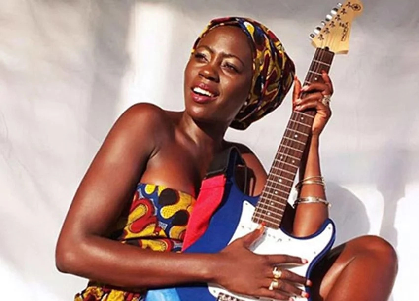 Rich Kenyan songstress explains why she prefers feeding dogs over her friends