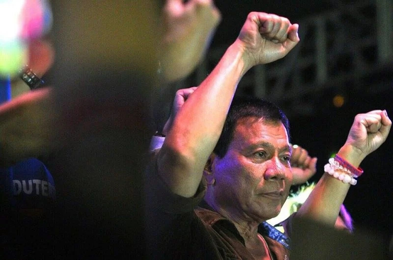 Duterte plans to visit Pope, apologize for “whore” comment Duterte plans to visit Pope, apologize for “whore” comment