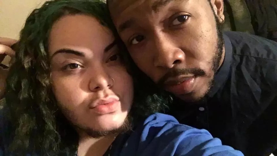 Woman, 24, embraces her beard with support from her boyfriend (photos) Woman, 24, embraces her beard with support from her boyfriend (photos)