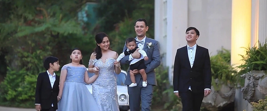 Ito talaga ang forever! Official video of Gladys Reyes and Christopher Roxas' renewal of vows Ito talaga ang forever! Official video of Gladys Reyes and Christopher Roxas' renewal of vows