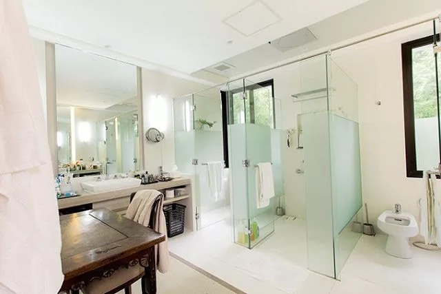 Zsa Zsa Padilla's modern Asian mansion is to die for Zsa Zsa Padilla's modern Asian mansion is to die for