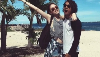 Is Jake Cuenca back together with his ex-girlfriend?