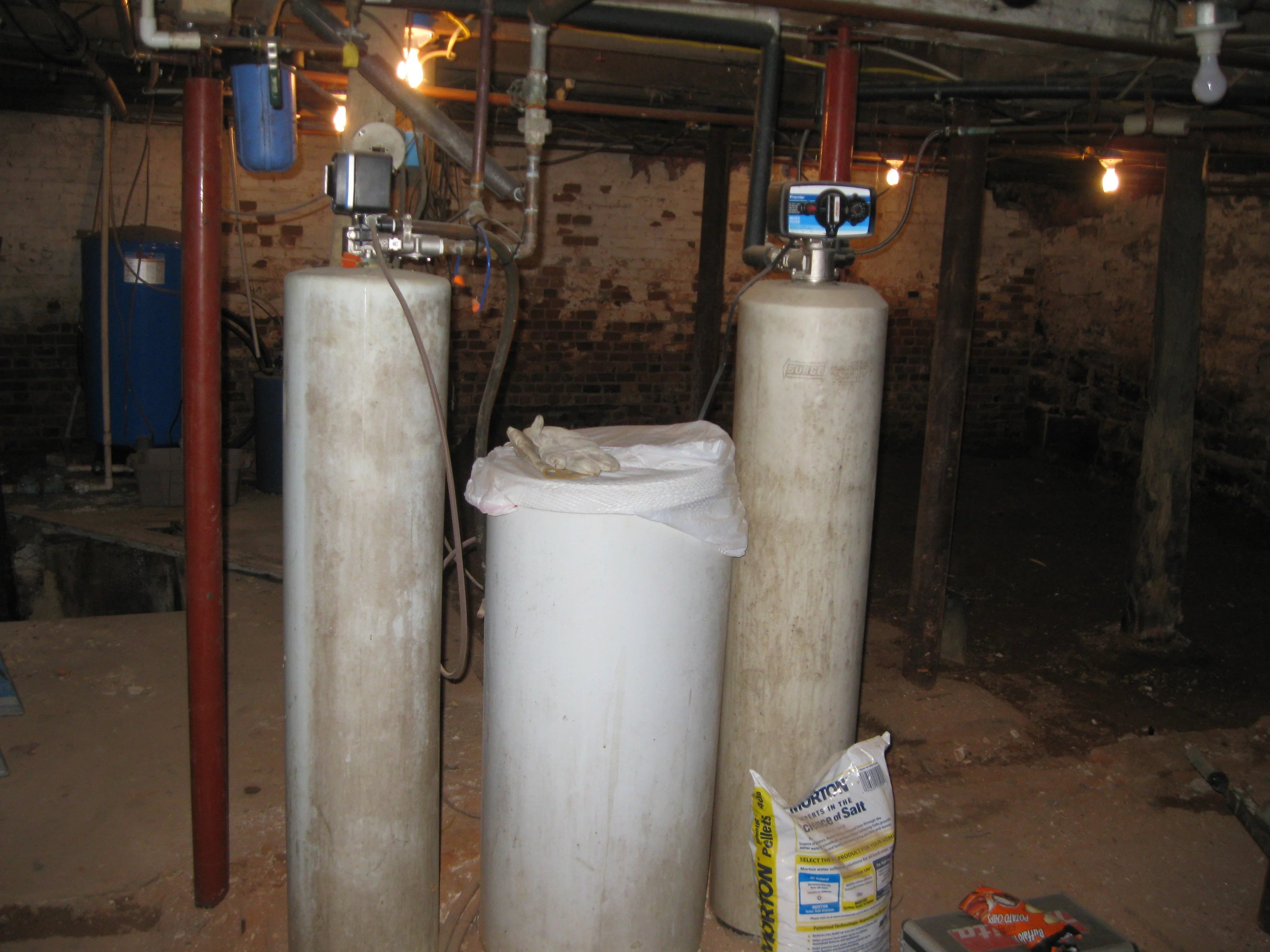 A family was renovating the basement. What they found behind the 32 inches stone is a secret room which nobody knew about. A family was renovating the basement. What they found behind the 32 inches stone is a secret room which nobody knew about.