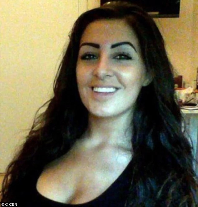 Meet This Girl, The Sexiest ISIS Killer In The World (Photos) Meet This Girl, The Sexiest ISIS Killer In The World (Photos)