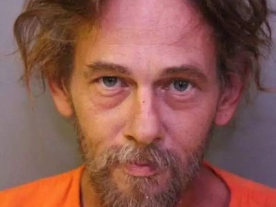 Florida Man Arrested for Shoplifting. He Tried to Raise Money to Pay His Wife's Bail for Shoplifting