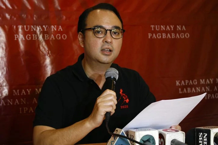 Cayetano concedes VP bid Cayetano concedes VP bid