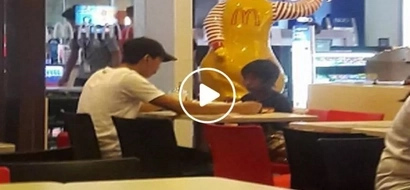 This kindhearted Mcdo crew doing one small act of kindness to a poor vendor boy will melt your heart