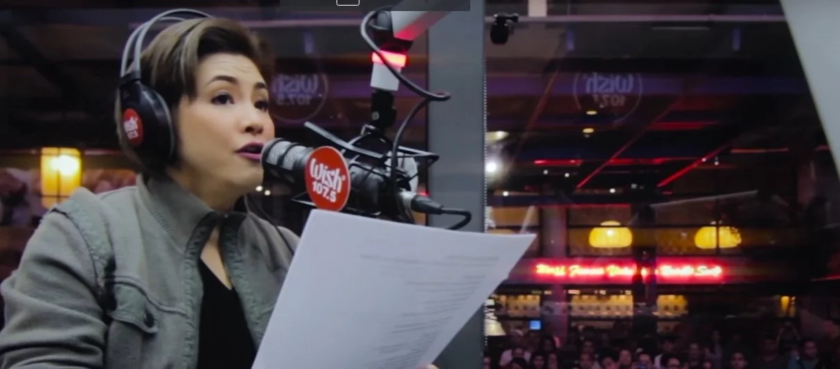 Regine Velasquez surprised netizens with epic cover of 'Araw Gabi' Regine Velasquez surprised netizens with epic cover of 'Araw Gabi'