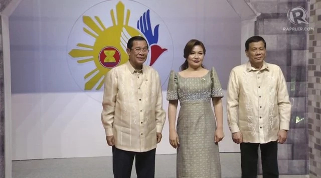 Bagay na bagay sa kanila! World Leaders proudly wear Barong Tagalog during the ASEAN Summit 2017 Bagay na bagay sa kanila! World Leaders proudly wear Barong Tagalog during the ASEAN Summit 2017