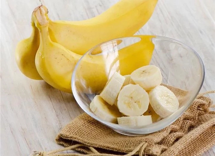Reasons you should take 2 or more bananas daily Reasons you should take 2 or more bananas daily