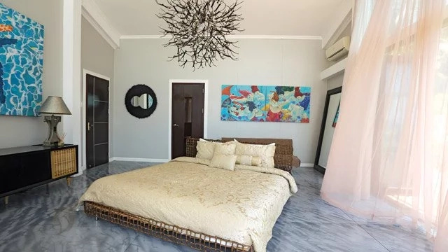 Sarap tumira dito! Derek Ramsay's impressive glass house in Palawan with a breathtaking view of paradise Sarap tumira dito! Derek Ramsay's impressive glass house in Palawan with a breathtaking view of paradise