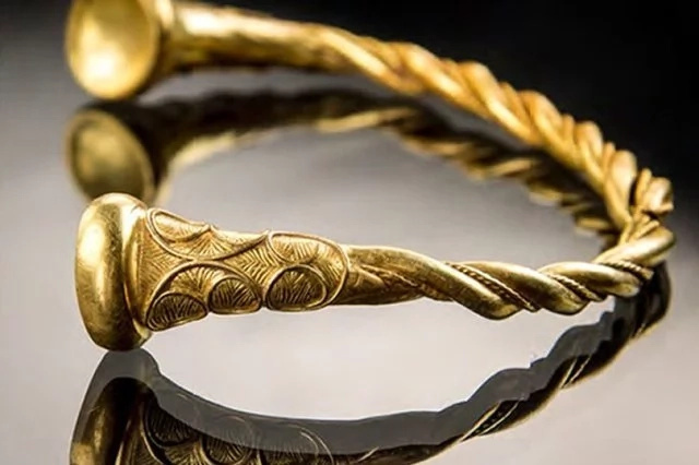 oldest-iron-age-gold oldest-iron-age-gold