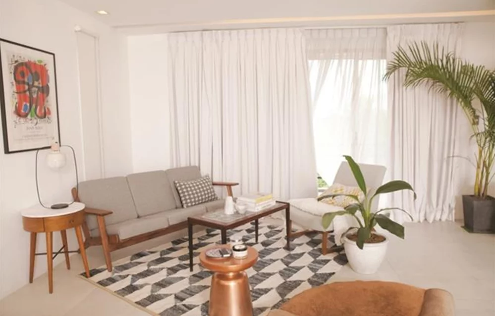 Sneak peek into Jericho Rosales' three-storey house Sneak peek into Jericho Rosales' three-storey house