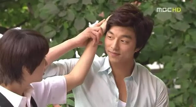 Get to Know the Lead Star of 'Goblin'. Fast Facts about Gong Yoo Get to Know the Lead Star of 'Goblin'. Fast Facts about Gong Yoo