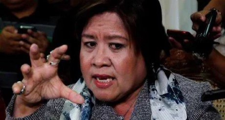De Lima compares herself to "a dead woman walking" De Lima compares herself to "a dead woman walking"