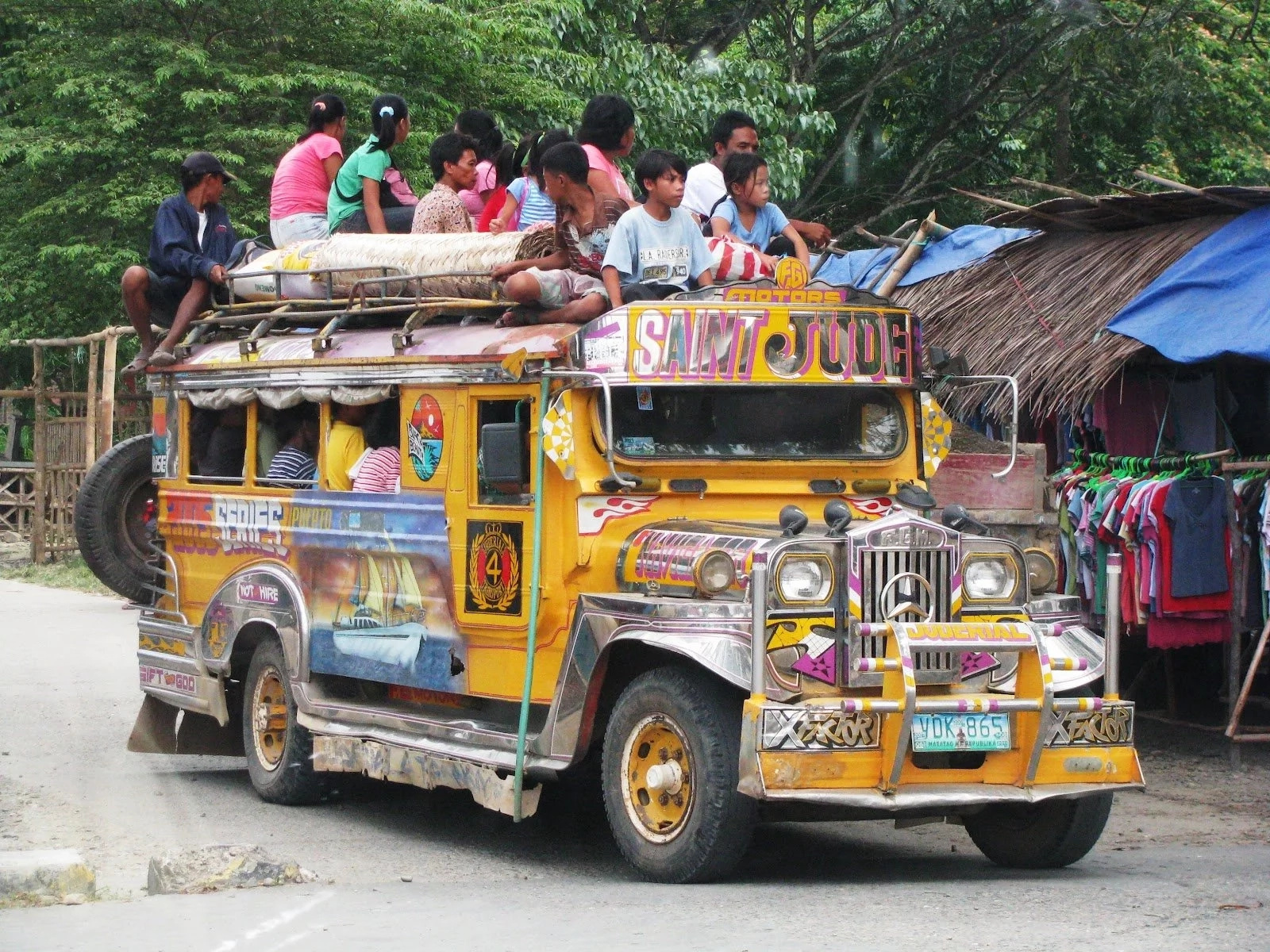 jeepney travel roma