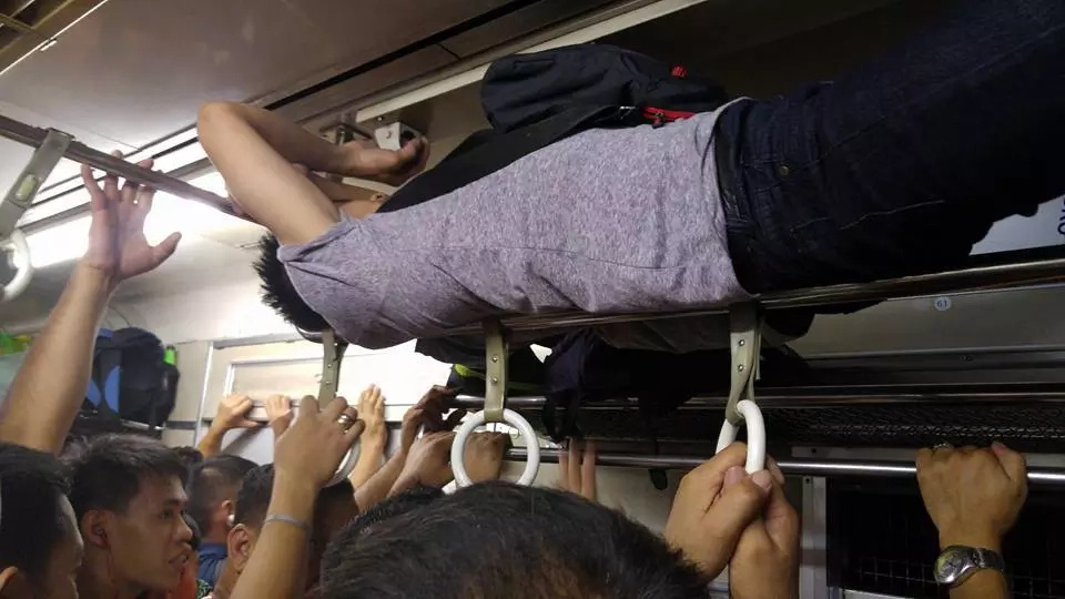 Selfless PNR passenger occupies luggage compartment Selfless PNR passenger occupies luggage compartment