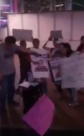 Anti-De Lima group composes song cursing the senator Anti-De Lima group composes song cursing the senator