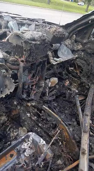 Samsung Galaxy Note 7 immolated this man's Jeep Samsung Galaxy Note 7 immolated this man's Jeep
