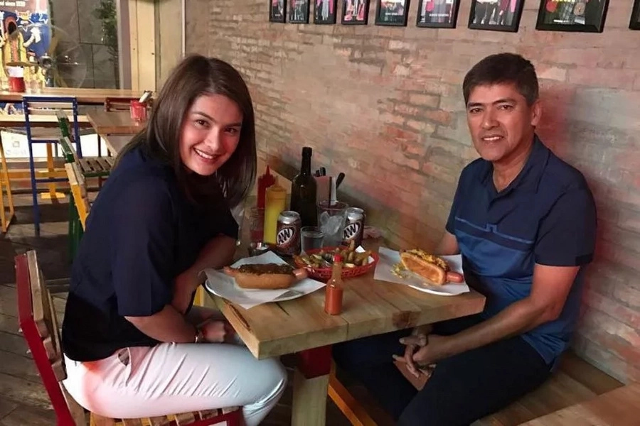 Vic Sotto and Pauline visit Kristine and Oyo in hospital Vic Sotto and Pauline visit Kristine and Oyo in hospital