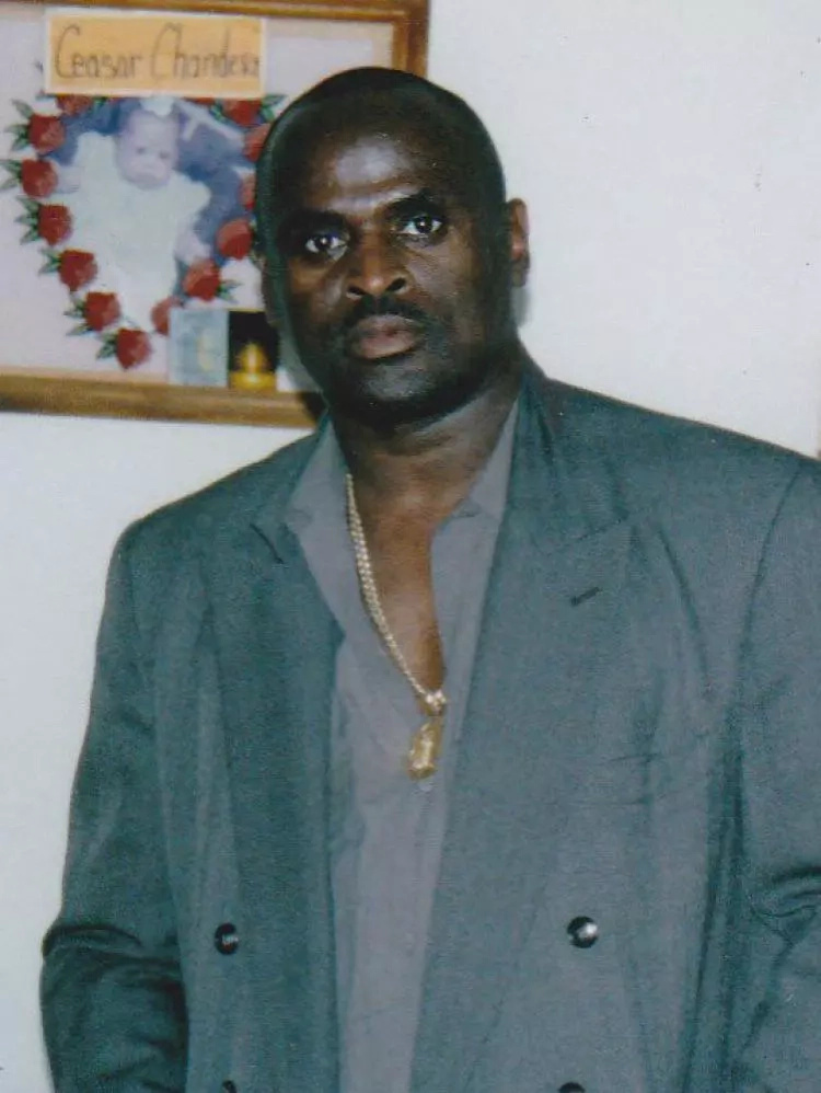 Couple discovers dead man in new apartment – find out why Couple discovers dead man in new apartment – find out why