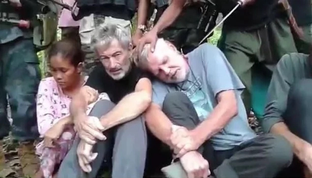 Abu Sayyaf vs. AFP: 3 killed, 26 injured Abu Sayyaf vs. AFP: 3 killed, 26 injured