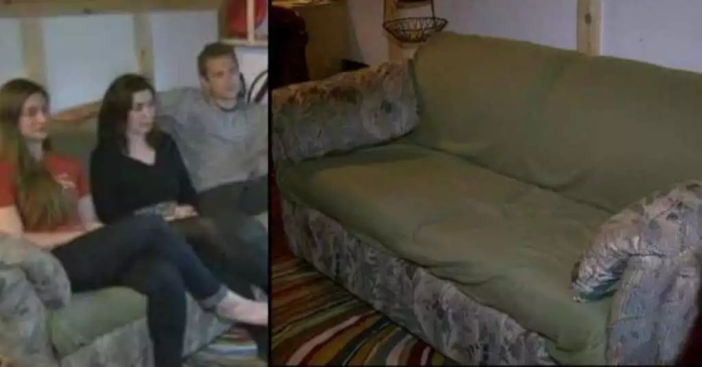 Roommates bought an old sofa, then they found inside this Roommates bought an old sofa, then they found inside this