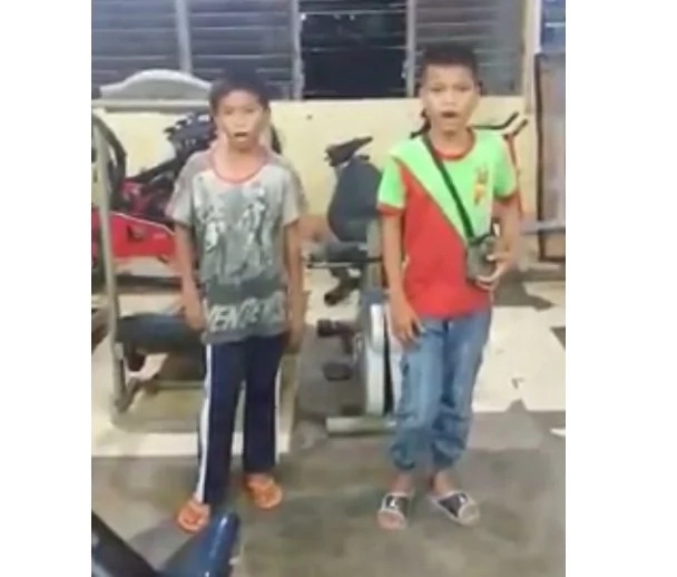 singing-kids singing-kids