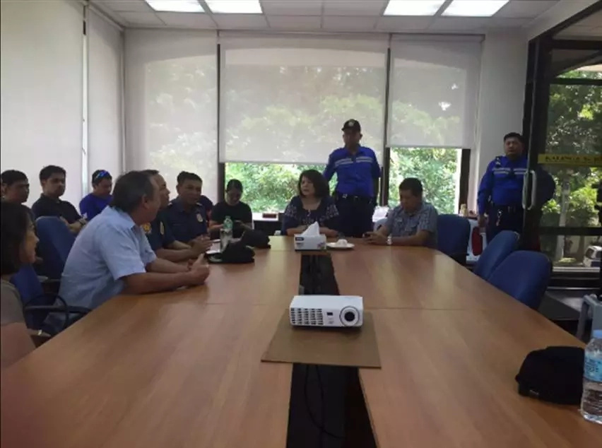 'Reinvigorated' Oplan TokHang enters the gated Makati villages 'Reinvigorated' Oplan TokHang enters the gated Makati villages