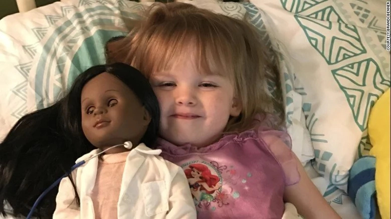 Girl, 2, explains why she prefers BLACK doll to white (photos) Girl, 2, explains why she prefers BLACK doll to white (photos)